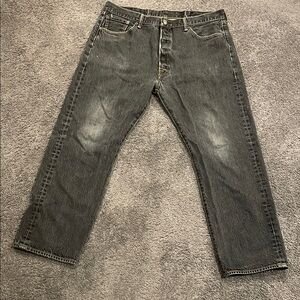 Vintage Levi’s Men’s Classic Black Denim Jeans 40x32